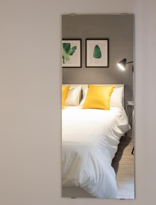 Mia Suite. Center Of Sevilla Bagian luar foto